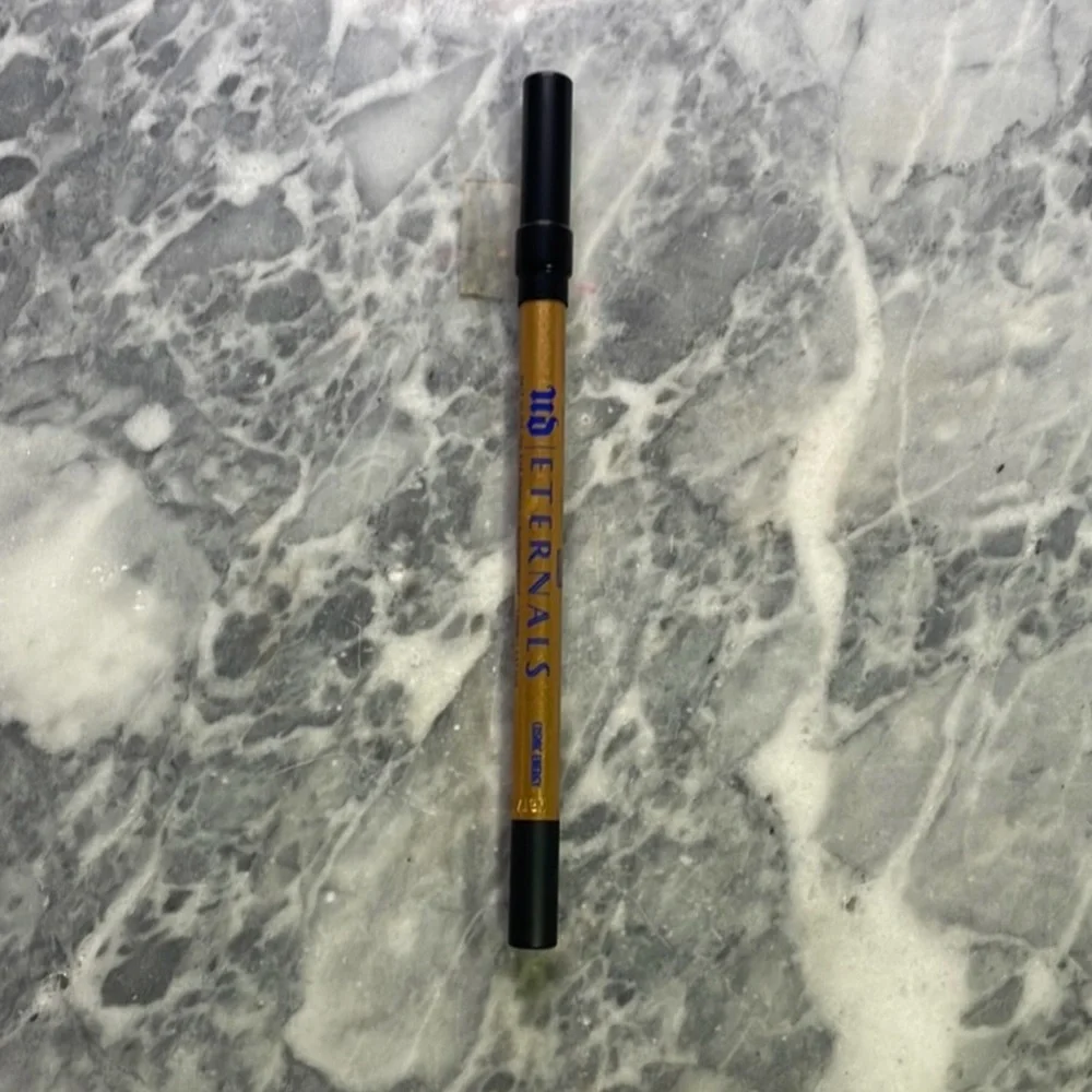 Urban‎ Decay Marvels Eternals Eye Pencil Eyeliner Cosmic Energy Gold